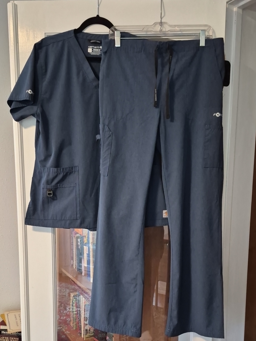 CARHARTT FORCE Scrubs Set Navy LIKE NEW Large
